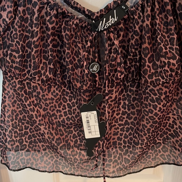 Motel Rocks Leopard Mesh Top - Picture 3 of 4